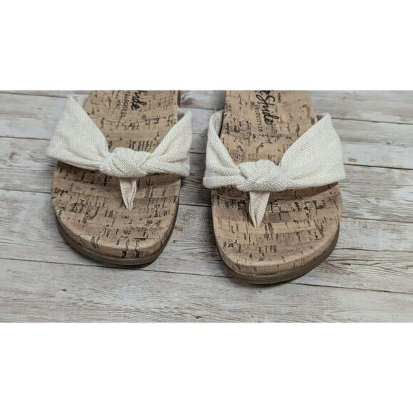 LifeStride Velocity 2.0 Womens 5.5M Happy Cream H9677F5251 Thong Wedge Sandal - Picture 2 of 9